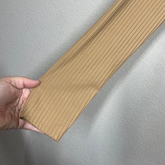 Camila Coelho XL Faux Wrap Crop Top Blouse Nude Long Sleeves Stretch Ester - Picture 5 of 8